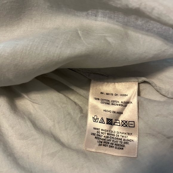 Summer top by HD in Paris purchased from Anthropologie - Picture 8 of 9